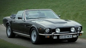 Aston Martin V8 Vantage Volante - Profile