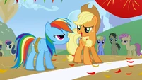 Applejack gets confident S1E13