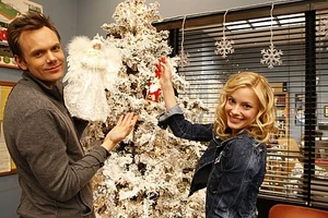 Jeff-Britta-Christmas 2