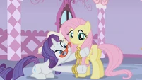 Rarity with measuring tape S1E14