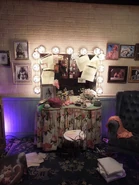 Miss piggy dressingroom display 3