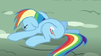 Rainbow Dash's cutie mark back to normal S03E13