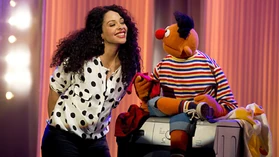 Sesamstrasse-Ernie&BertSongs-JoyDenalane-WasAuchImmer-(2013-02-11)