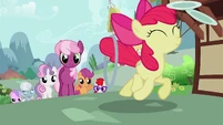 Cheerilee and her students follow Apple Bloom S2E06