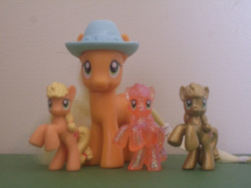 mlp applejack toy