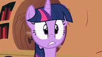 Twilight haven't sent a letter S2E3