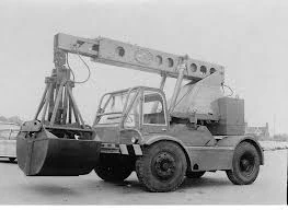 1970 TAYLOR JUMBO 4X4 Loader Diesel.jpg (7 KB) 1970 TAYLOR JUMBO 4X4 Loader Diesel