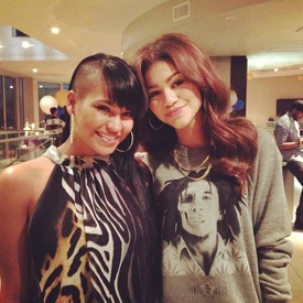 Zendaya-coleman-with-friend