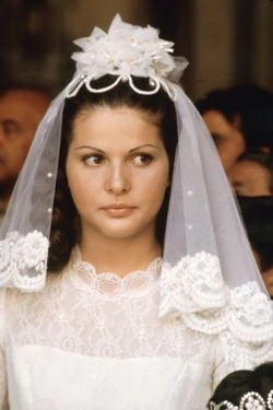Apollonia married