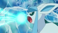 EP764 Glaceon usando rayo hielo