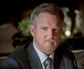 Robert Queen Arrow TV Series 002