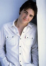 Drake bell 1275959184