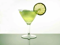 How-to-make-vodka-gimlet
