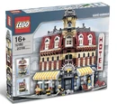 10182 Café Corner