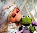 Are Kermit the Frog and Miss Piggy married?