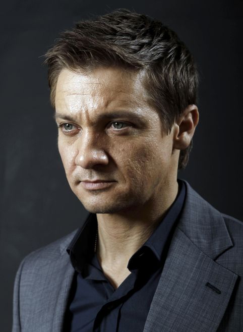 FileJeremy Renner newpicjpg Featured onJeremy Renner