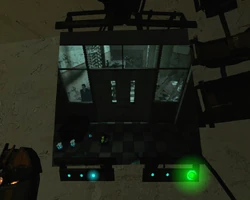 The G-Man as seen through a monitor in Nova Prospekt.