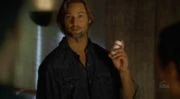 Sawyer spielt mit Jack
