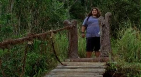 Hurley hat die Hängebrücke überquert