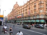 Harrods Kaufhaus, eine Hauptattraktion in Knightsbridge, London
