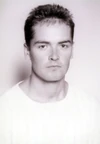 Roland Tóth dubs the voice of Charlie Pace