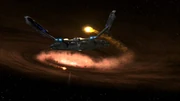 Die Enterprise beobachtet ein Schwarzes Loch.