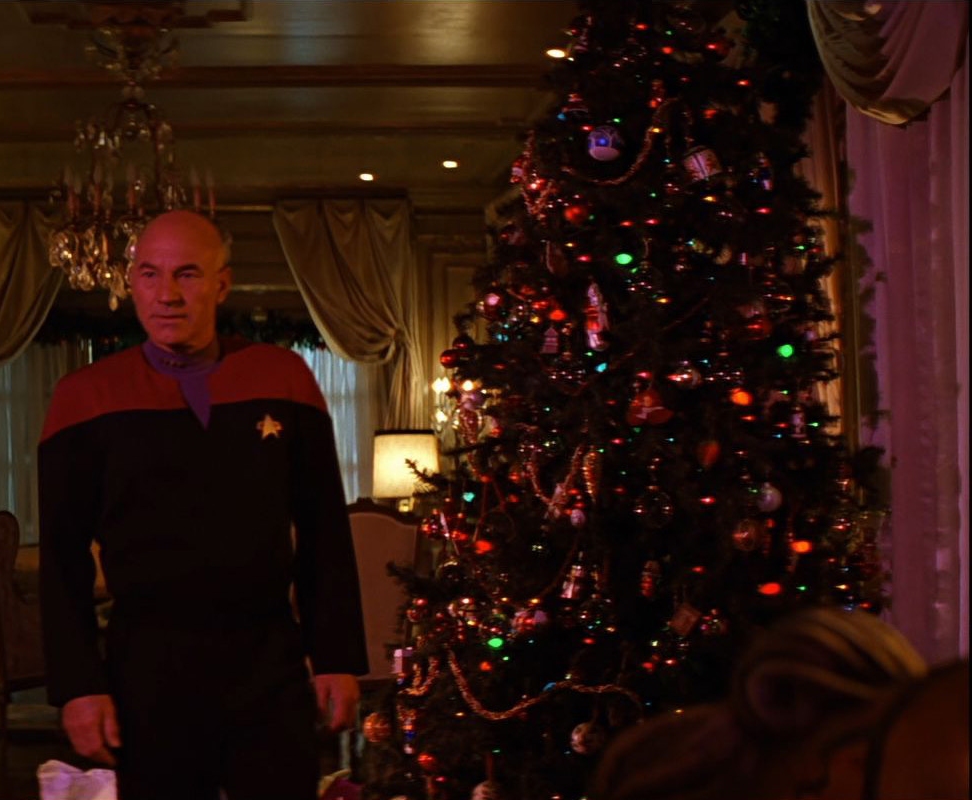 http://images3.wikia.nocookie.net/memoryalpha/en/images/f/f3/Picard_with_Christmas_tree.jpg