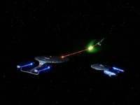 De Enterprise-D beschermt de Enterprise-C.