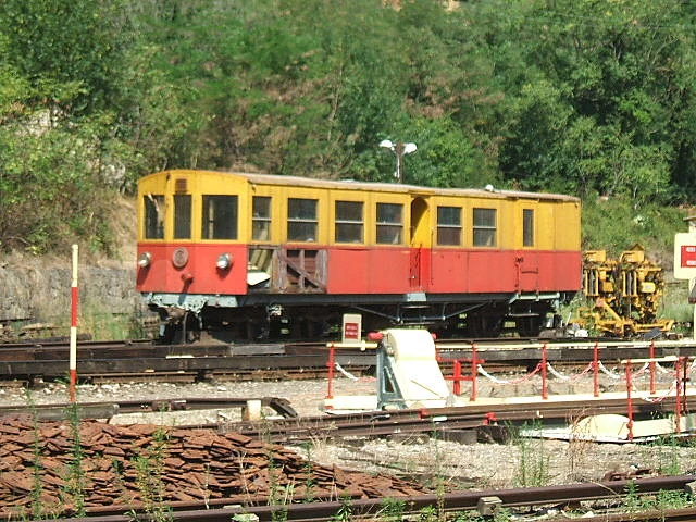 Image:TrainJaune Gare Villefranche 02.JPG