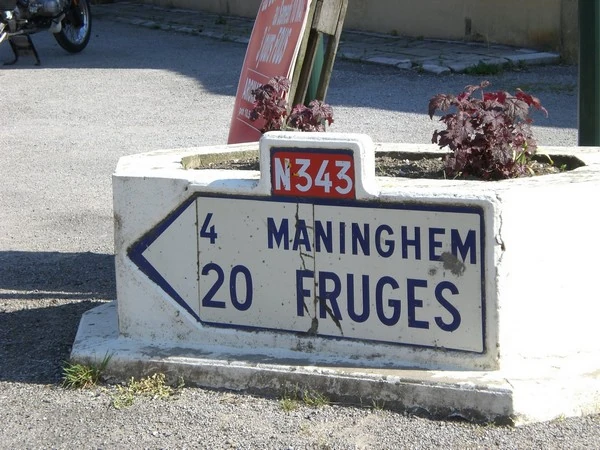 http://images3.wikia.nocookie.net/routes/images/5/59/FlecheN343Hucqueliers.JPG