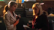 Lois and Chloe investigate Simone.