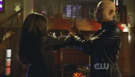 Lana tries to attack Lex/Zod.