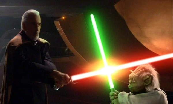 Yoda ja Dooku taistelevat Obi-Wanin ja Anakinin hävittyä Dookulle.