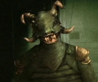 A Makurth, a saurian species from Moltok.