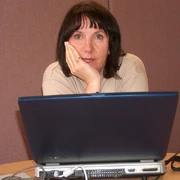 Karen Traviss.
