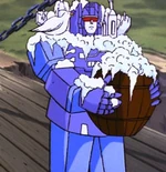 "Who's that there?""I dunno.  Must be a king.""Why?"