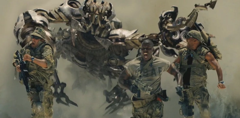 Image:Movie Scorponok leapsout.jpg