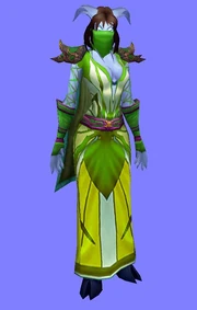 Female Draenei wearing the venomshroud collection.