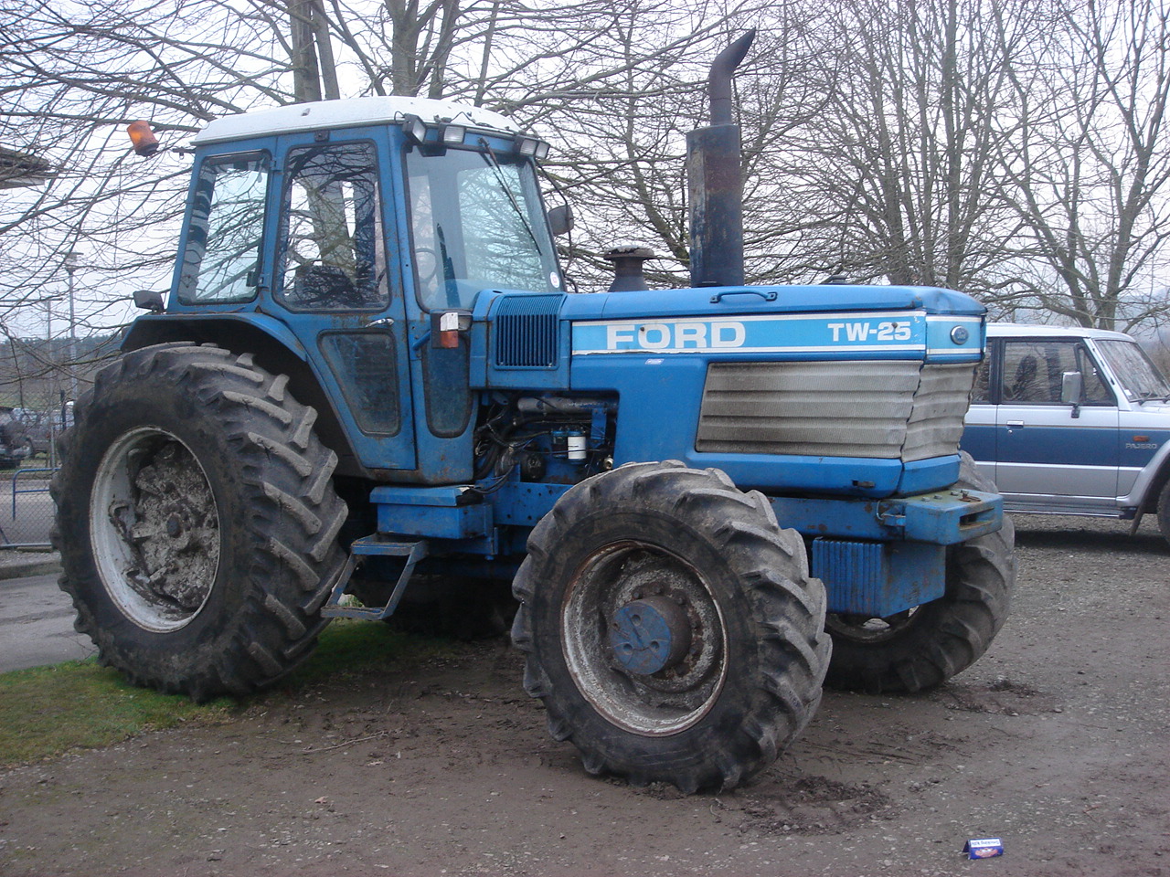 Ford tractor bathroom