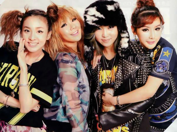 562808 359911104047305 152048394833578 1011670 751097121 n.jpg