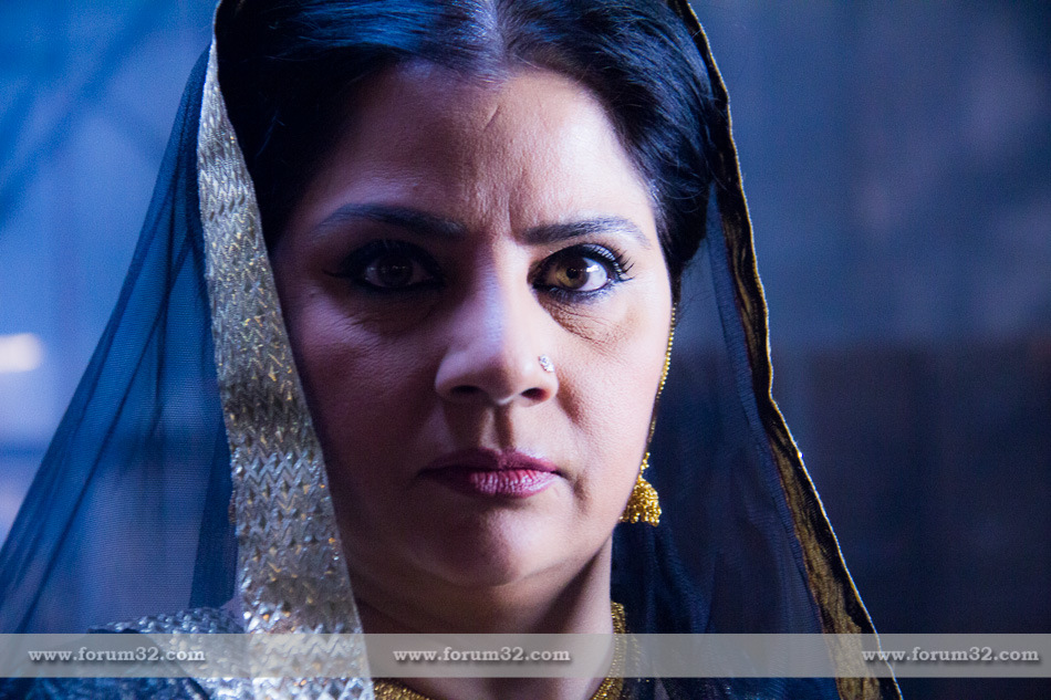 https://images3.wikia.nocookie.net/__cb20130721233309/quboolhai/images/4/4d/Raziya.jpg